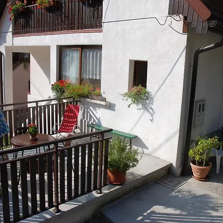Vito Apartmán